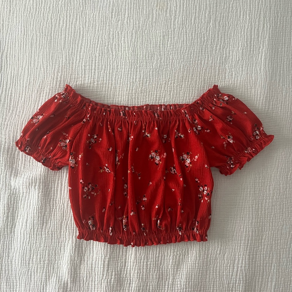 H&M red floral print off-the-shoulder crop top